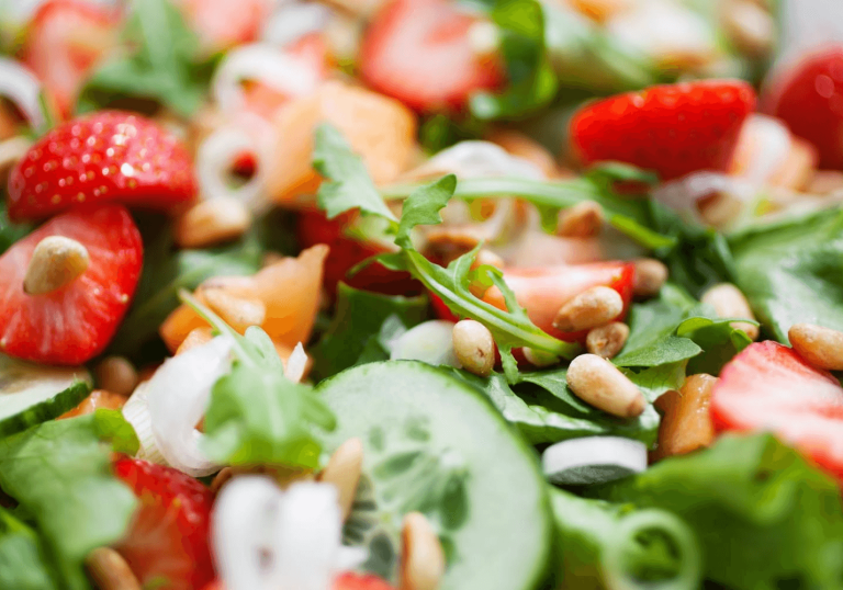 10 Easy Keto Summer Salads for Light, Flavorful Low-Carb Meals