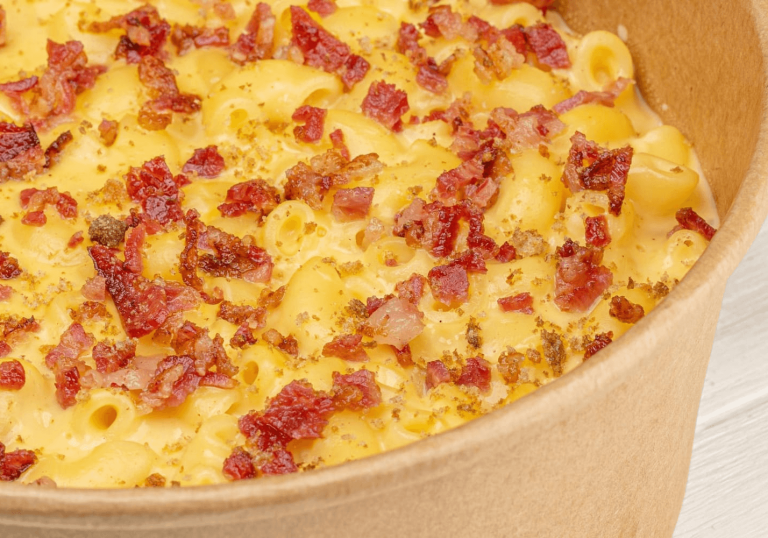 Keto Loaded Cauliflower Mac and Cheese With Bacon